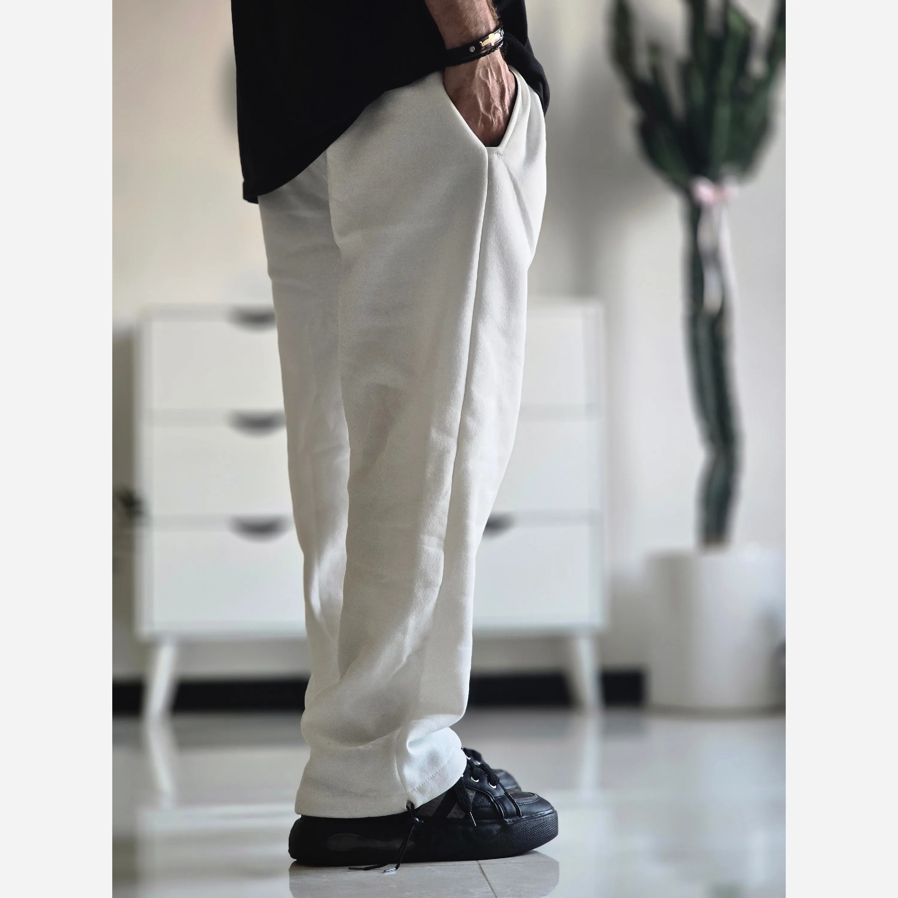 شلوار اسلش جاگر بگ دمپا گت دار دورس رنگ سفید مشکی سایز XXL و XXXL